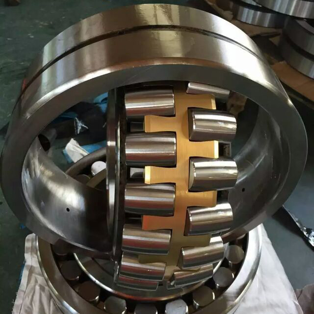 23022 CC CA CK W33 Spherical Roller Bearing for Mining Machinery 110*170*45mm