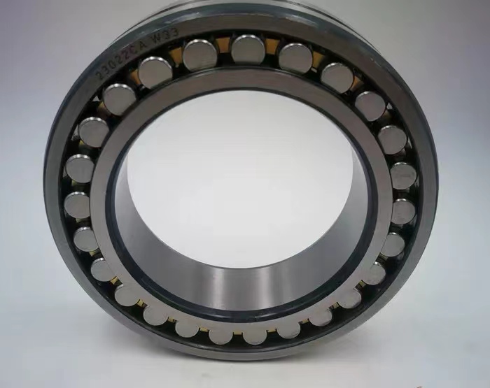 23022 CC CA CK W33 Spherical Roller Bearing for Mining Machinery 110*170*45mm